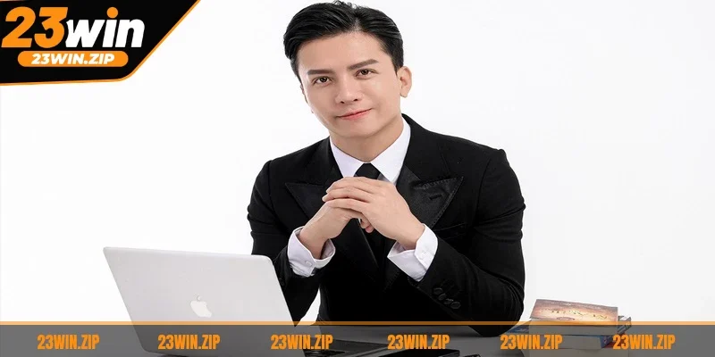 Tác giả 23WIN sinh ra trong gia đình có truyền thống yêu thích nghệ thuật